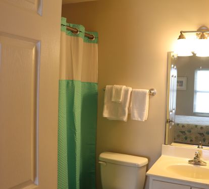 2nd Bathroom