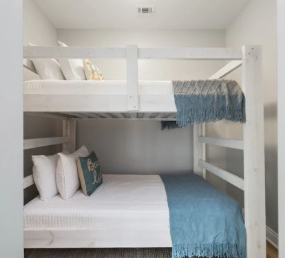 Bunk bed arrangement