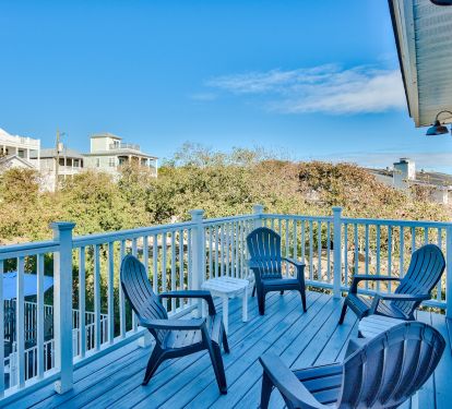 2nd Level Deck Overlooking Pool