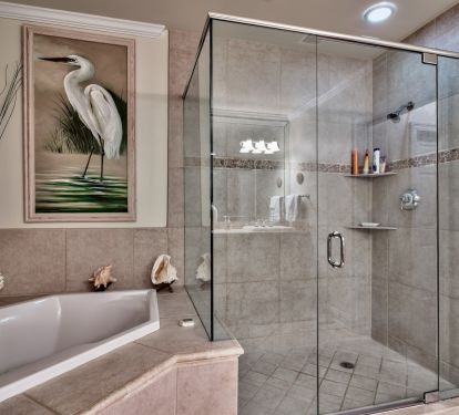 Master Bedroom Bathroom 