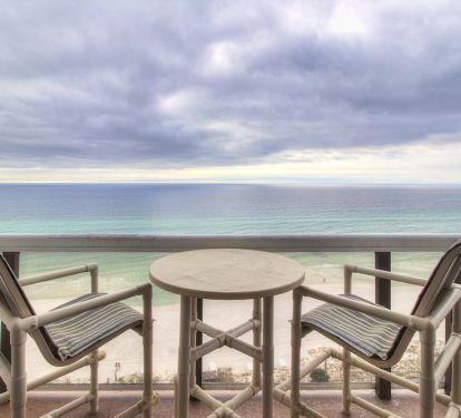 Breathtaking views on balcony