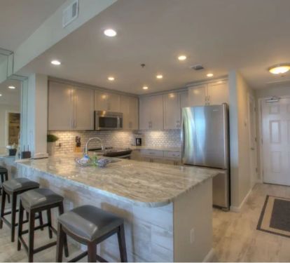Kitchen with bar stool seating