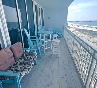 2 Gliders, 4-Seat Bistro Set &amp; 2-Seat Bench, all overlooking beaches &amp; Gulf!