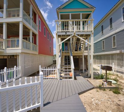 Home Facing the Beach