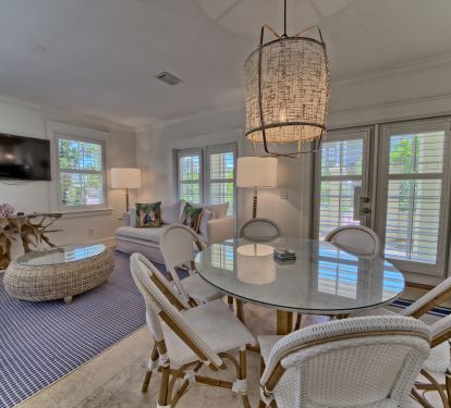 Kitchen Table seats 6 plus 2 bar stools.