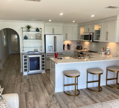 Ample area to sit and relax around the kitchen island
