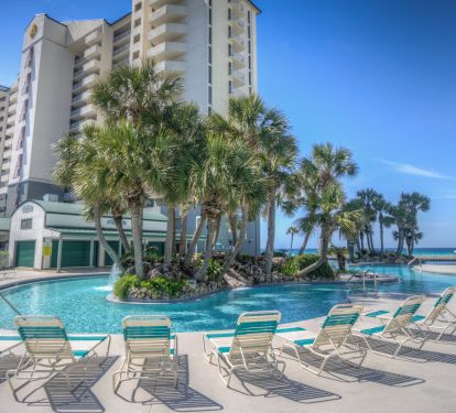 Several pools &amp; hot tubs and poolside dining w/ ocean views