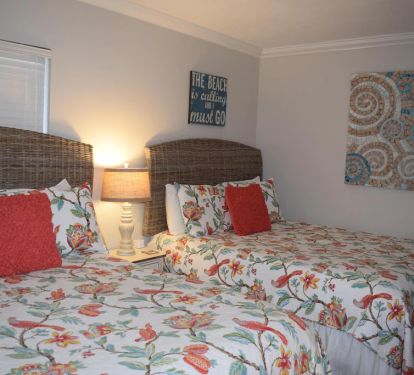 Bedroom #2 - queen and full bed