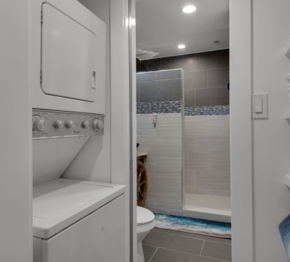 Stackable washer/dryer