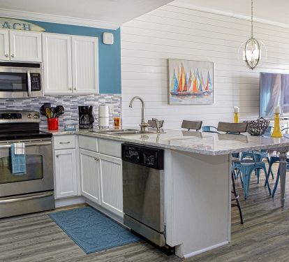 Kitchen / Dining