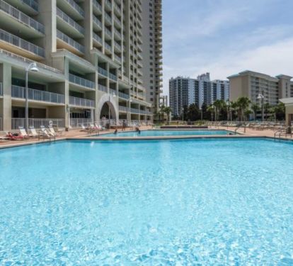 INVITING POOL