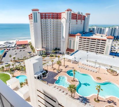 10th floor pool