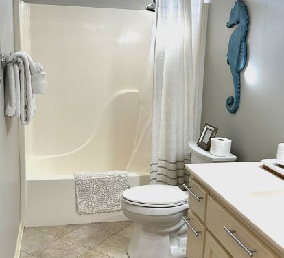 Full Guest Bathroom Upper Level