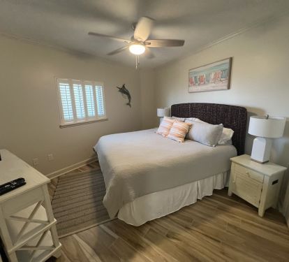 2nd Bedroom with King Bed &amp; Smart TV