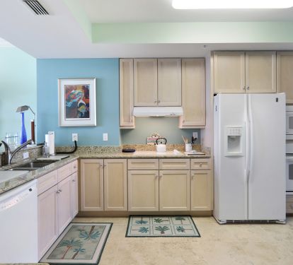 Fully equipped kitchen