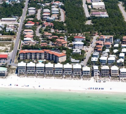 The house is just a 3 minute walk to the private beach.