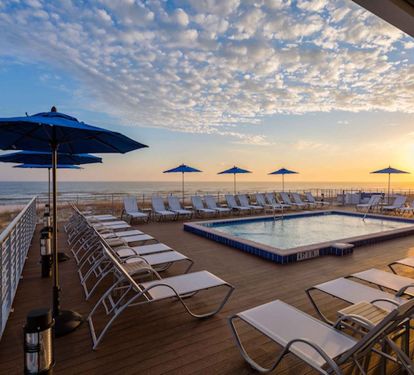 Beach Club pool/lounge area