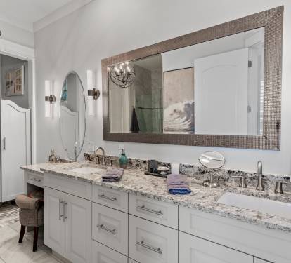 Master Bathroom with double sinks and walk-in shower, garden tub jucuzzi