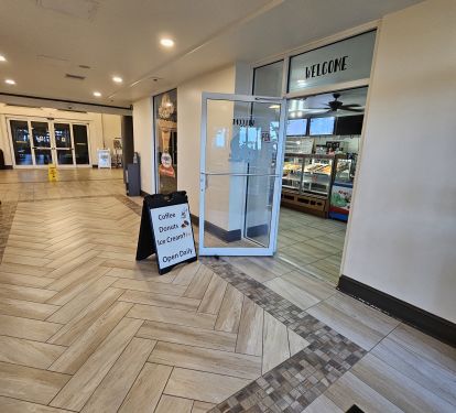 Coffee, donuts and ice cream in the lobby