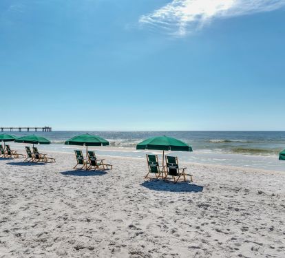 We provide our guests with complimentary beach service, in season