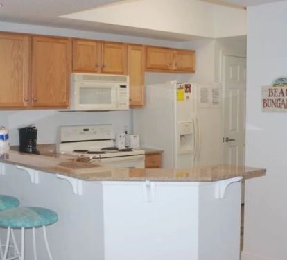Full Kitchen