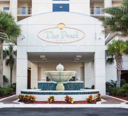  Beautiful entrance to The Pearl Of Navarre