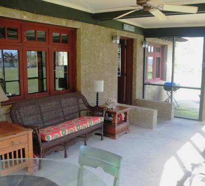 Alternate view of the screen porch facing the doorway