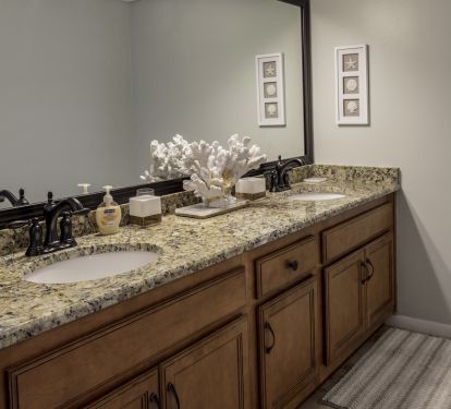 Double Vanity with Granite Counter Tops 