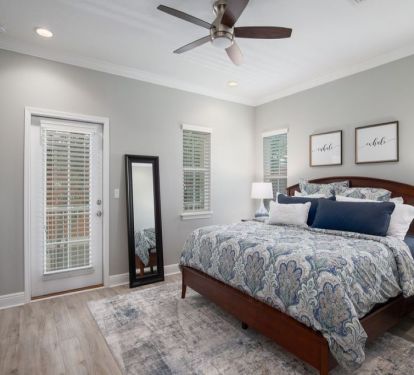 Large master with king bed