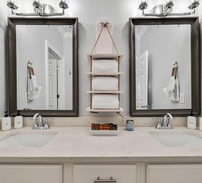 Dressing and Shower area for Bedroom 2