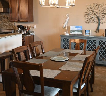 Dining Table Seating For 6 with Breakfast Bar For 4.