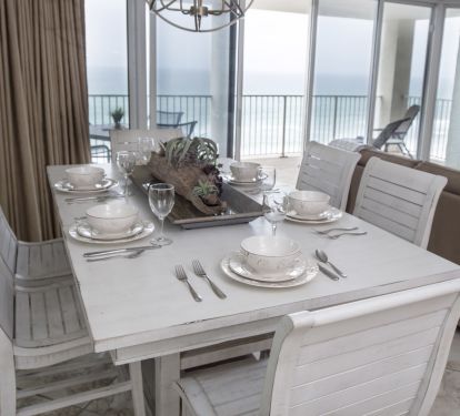 Nice view while you dine in!