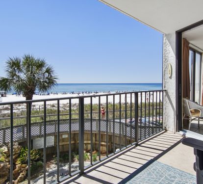 Entrance through the master bedroom to the balcony.