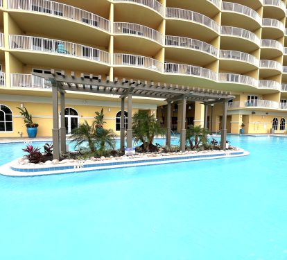 Tropical Island in our Glorious Pool!