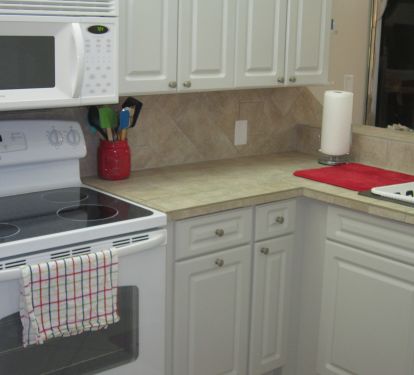 Kitchen area has great counter space.