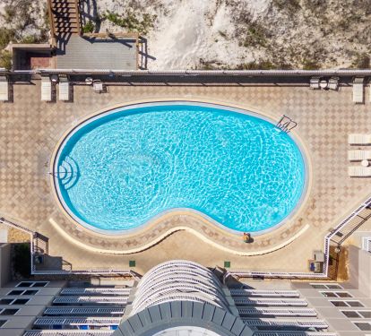 Island Princess features a heated pool and hot tub