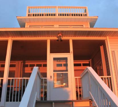 Sandcastle - Beautiful Gulf Front Beach House - 20 Steps to the Beach