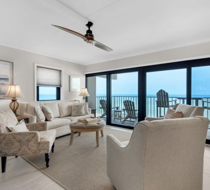 Nicely appointed living room with direct view of the Gulf of Mexico