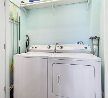 in-room laundry - full size