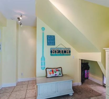 Ground Level Entryway
