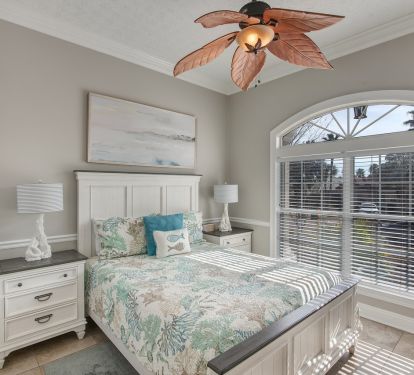 Queen Bedroom