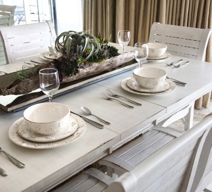 Dinning table with chairs for 6