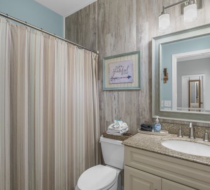 Master bathroom in King bedroom