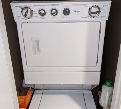 Washer Dryer in Unit