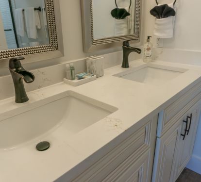 New  Exquisite Master Bath 2023