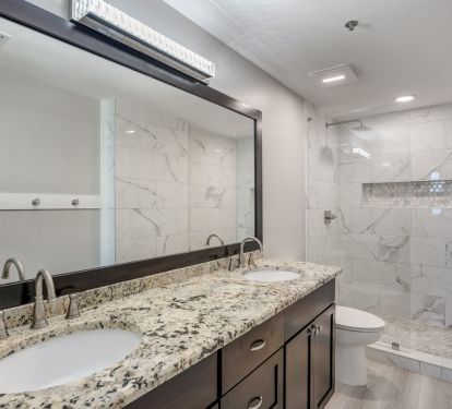En Suite Master Bathroom