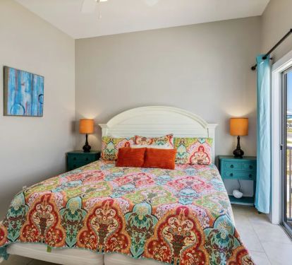 First level master king bedroom!