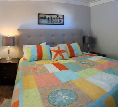 BR #4 huge room with king &amp; trundle beds