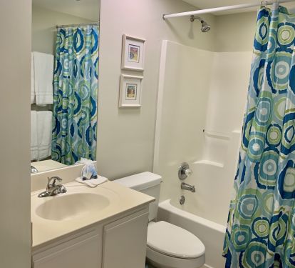 Second bathroom with shower/tub combo