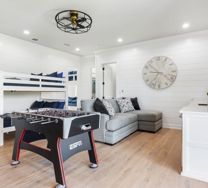 2nd floor living room 